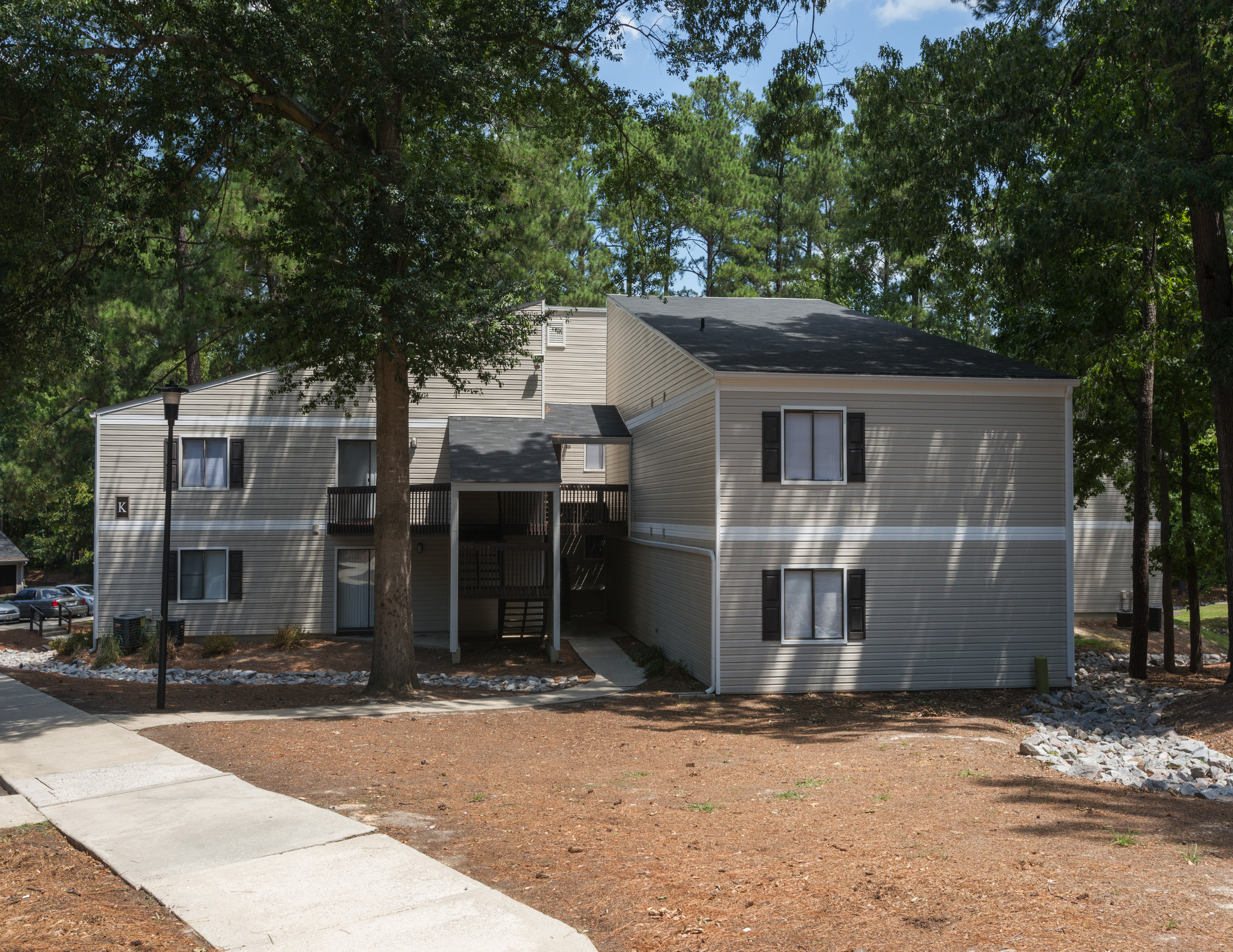 Lakes at Harbison The Multifamily Advisory Group at Cushman & Wakefield